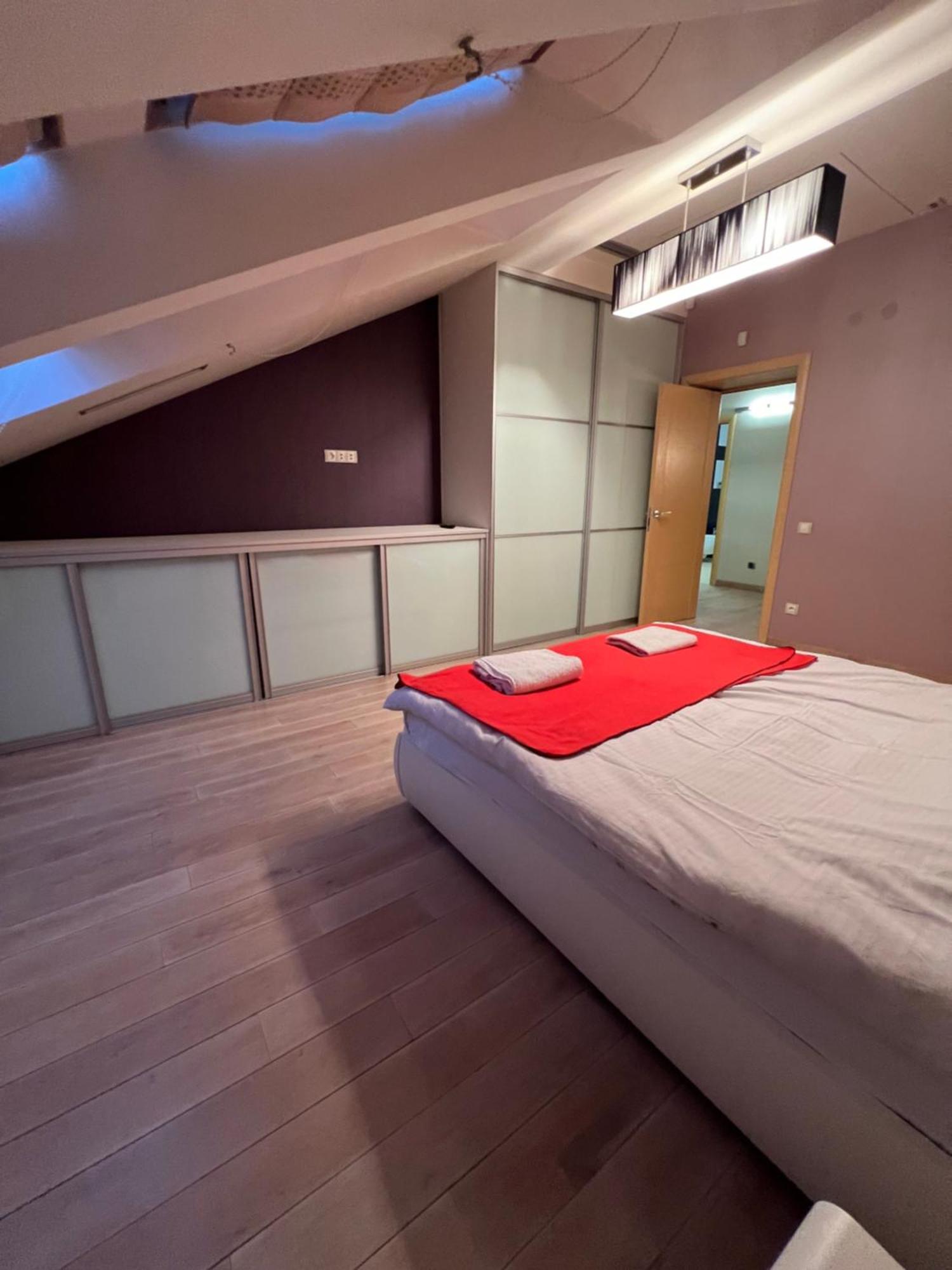 Apartment On Arkhipenka With Panorama View Lviv Eksteriør billede