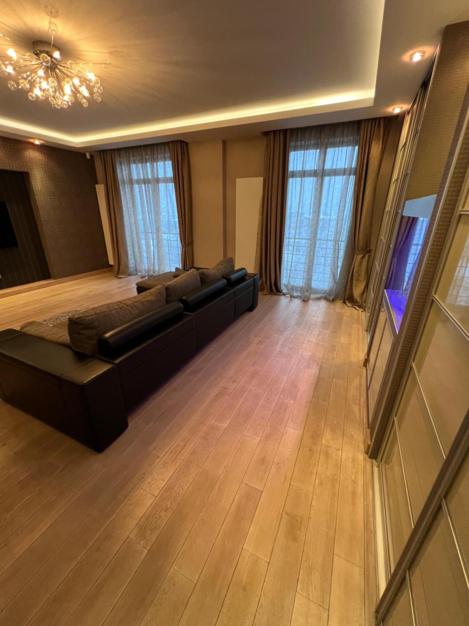 Apartment On Arkhipenka With Panorama View Lviv Eksteriør billede